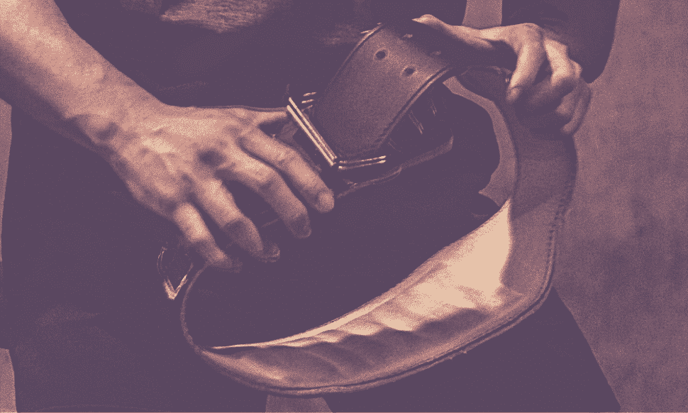 Knowing When to Start Using a Lifting Belt Muscle Lead