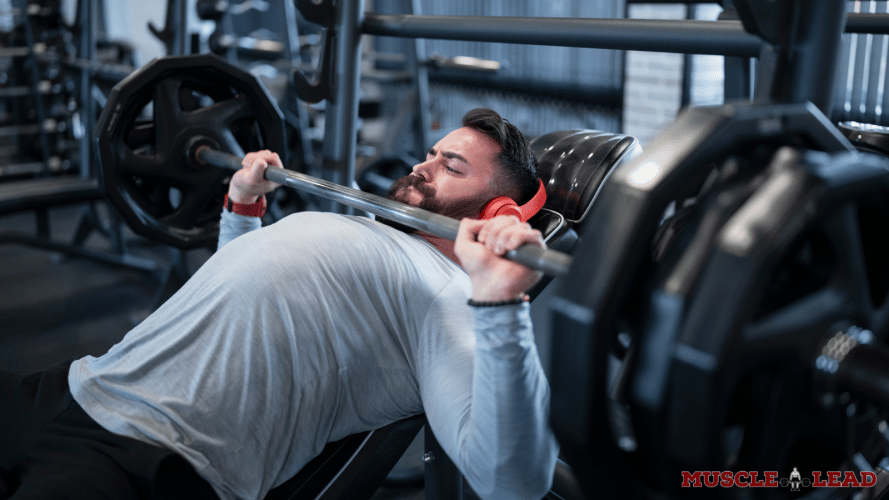 Lifting heavy during incline bench press with an arch