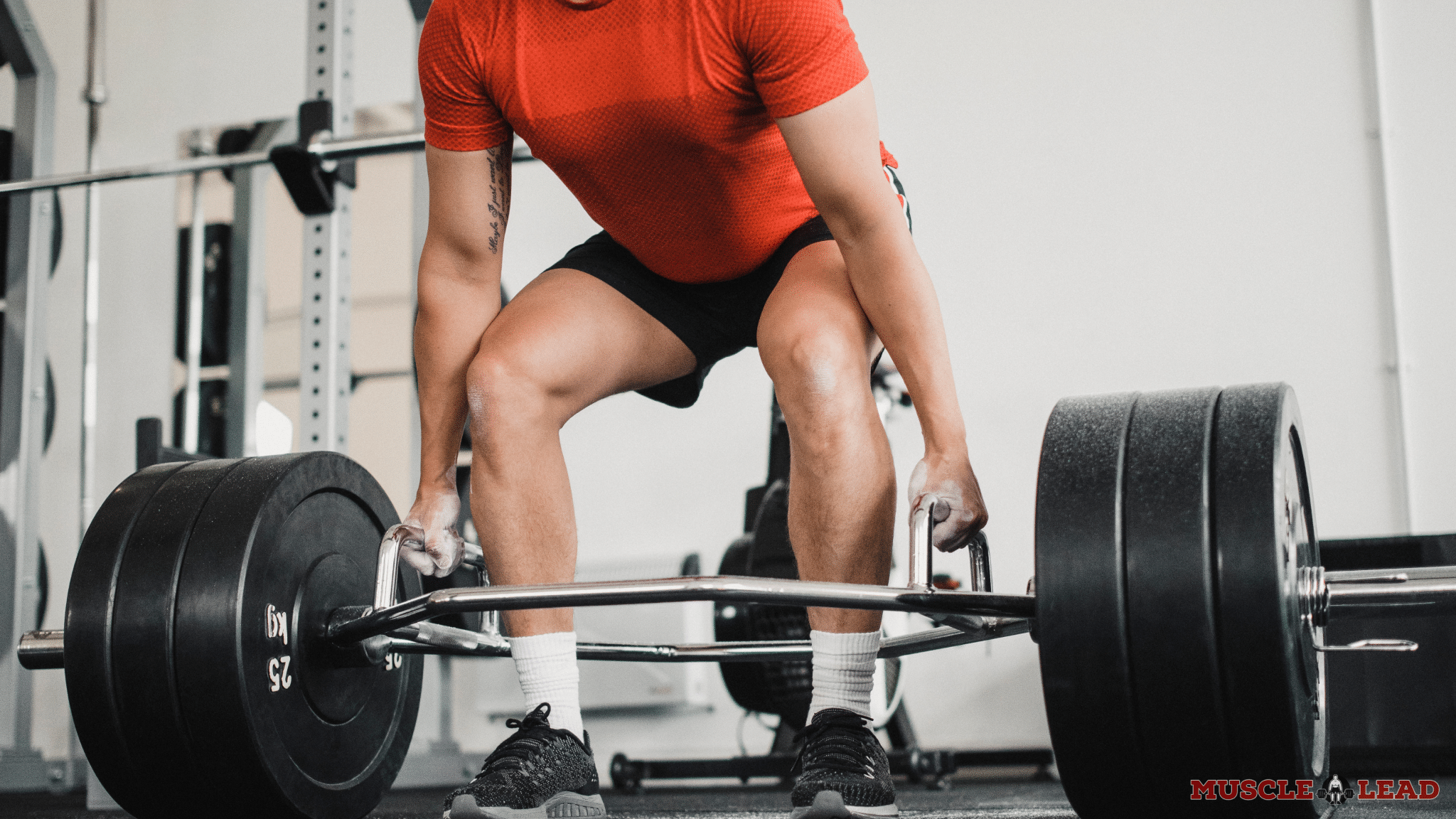 9 Incredible Benefits Of Hex Bar Deadlifts How To Guide 3652